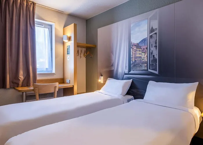 Ξενοδοχείο Annecy 2*